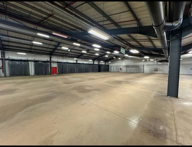 6,873M² WAREHOUSE TO LET IN HERMANSTAD